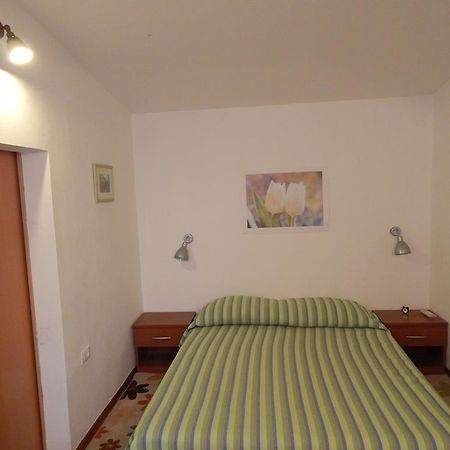 Apartment Tomato Pula Chambre photo